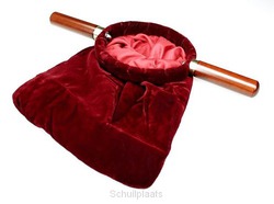 De Schuilplaats collectezak rood fluweel – productafbeelding