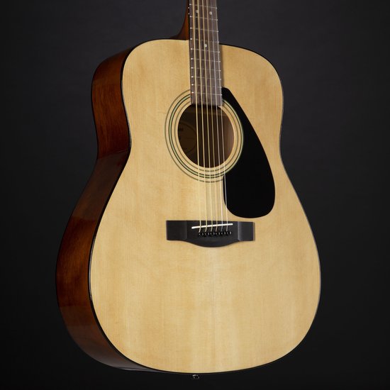 Yamaha F310 NT akoestische westerngitaar – productafbeelding uit bronpagina